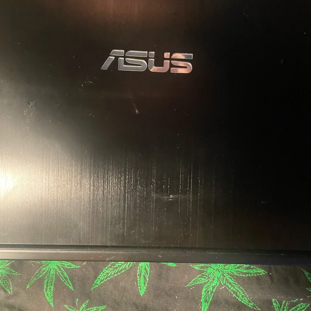 ASUS Q551L Notebook PC - Classic Black Design