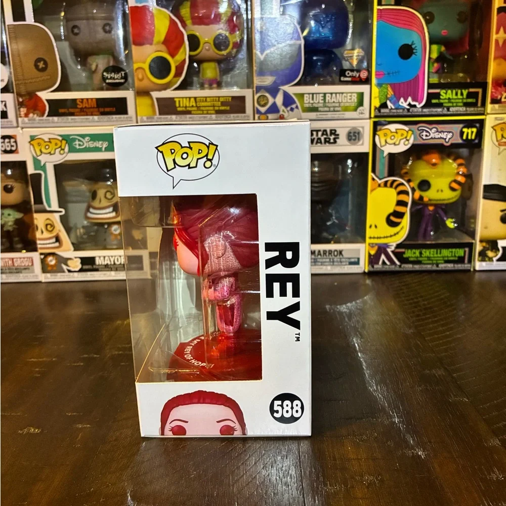 Funko Pop! Star Wars Valentine's Day Rey figure, #588