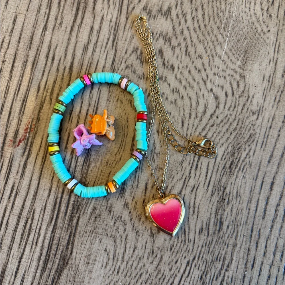 FREE Colorful Kids Bracelet and Necklace Set
