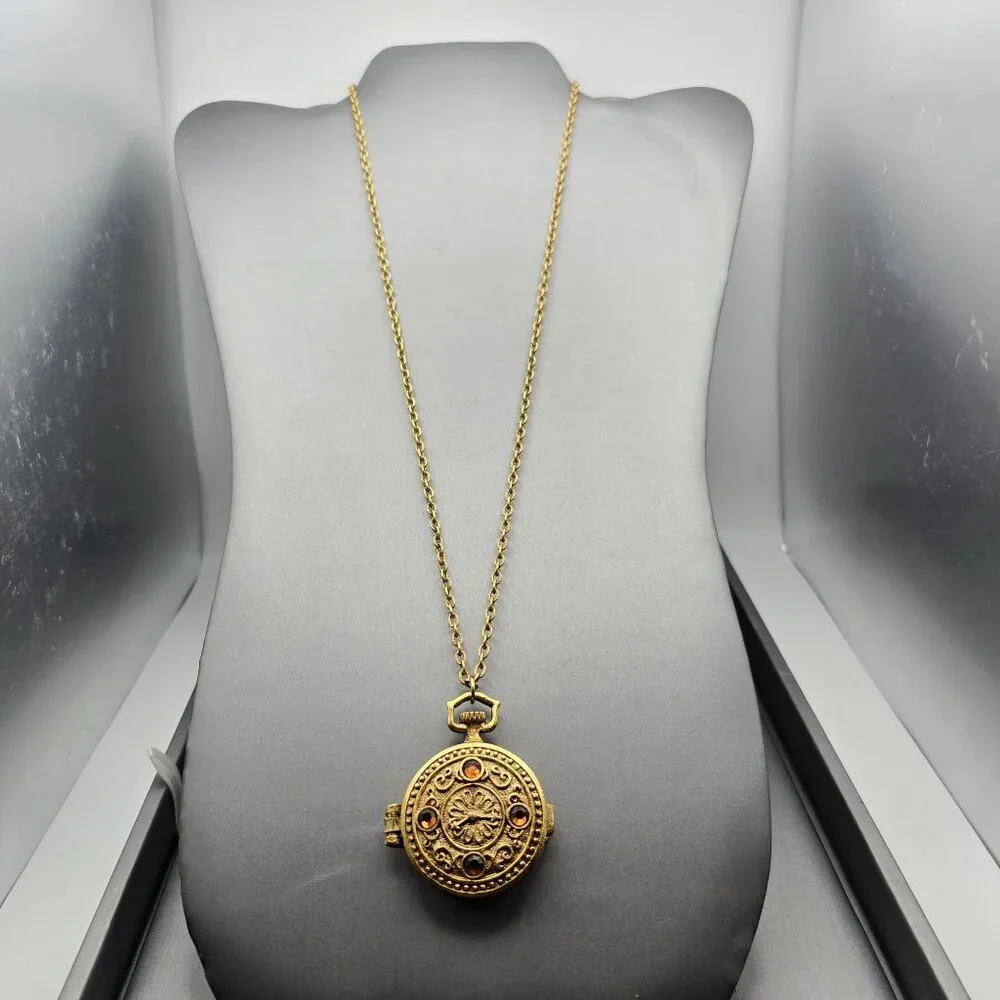 VTG Mary Chess Perfume Locket Necklace 23