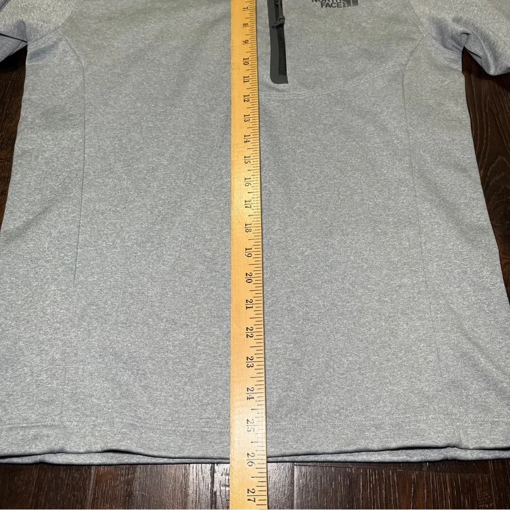 The North Face Light Gray Fleece Pullover