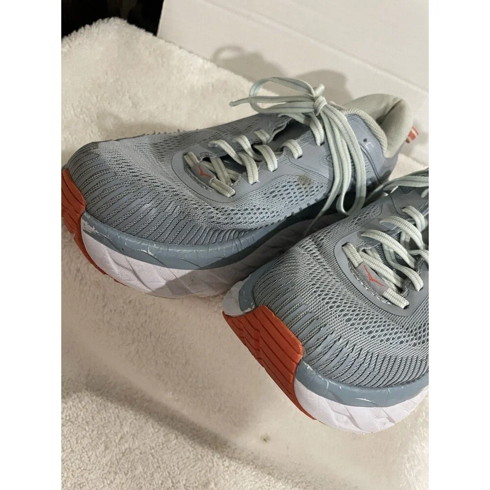 hoka one