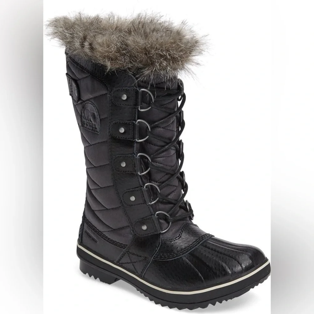 SOReL ‘Tofino II' Faux Fur Lined Waterproof Boot (Women size 8