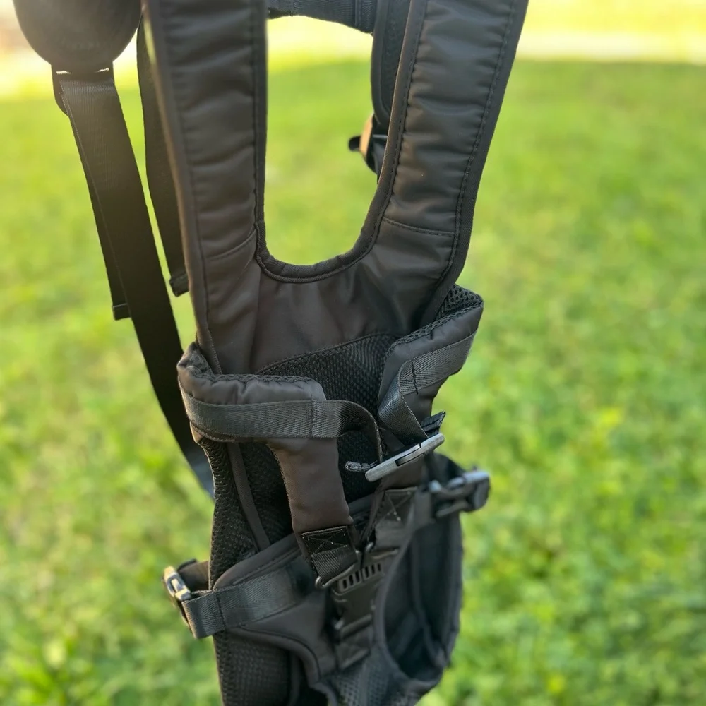 Dog Backpack Carrier, Legs Out Easy-fit Dog Front Carrier for Small Medium Dogs
