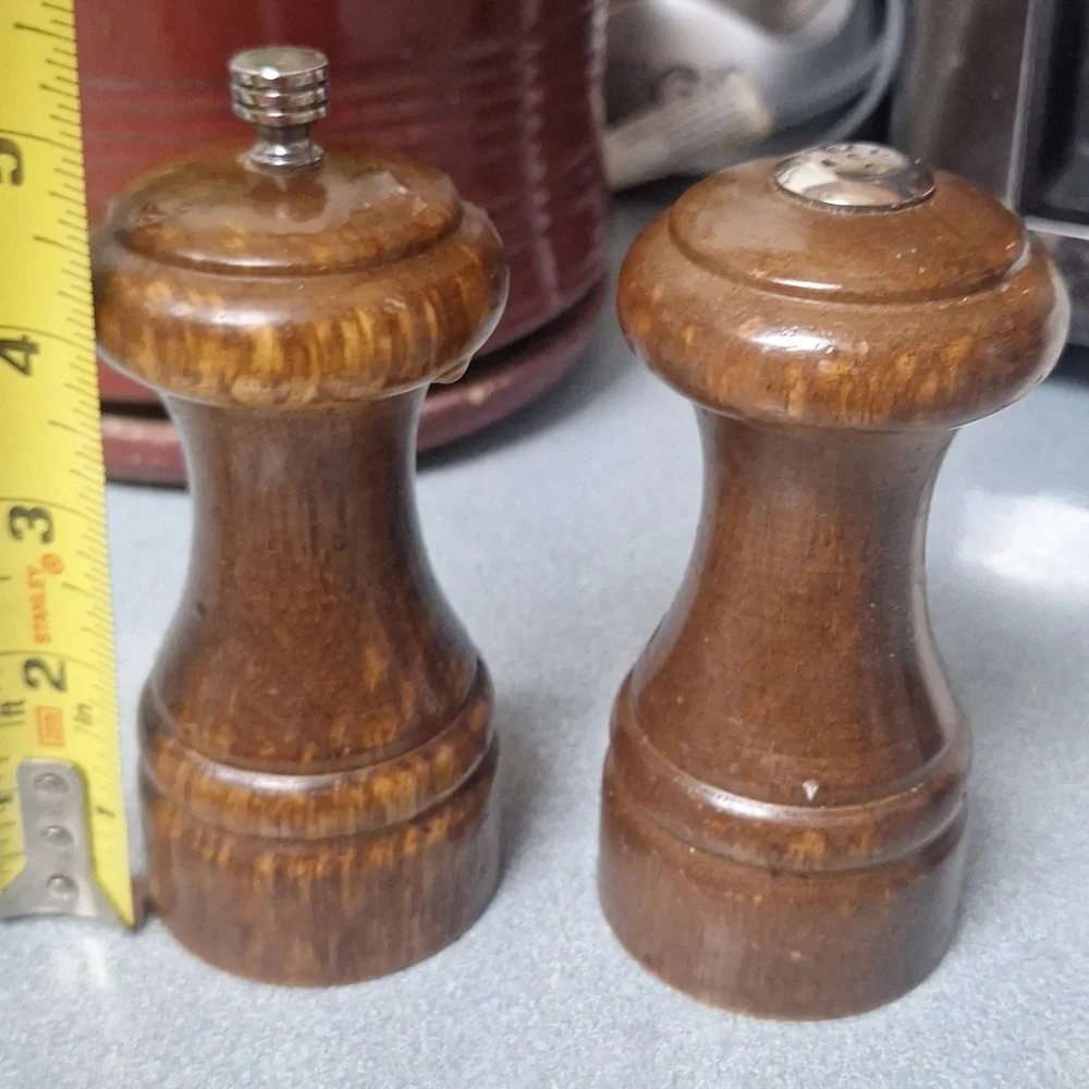 Olde Thompson elegant pepper