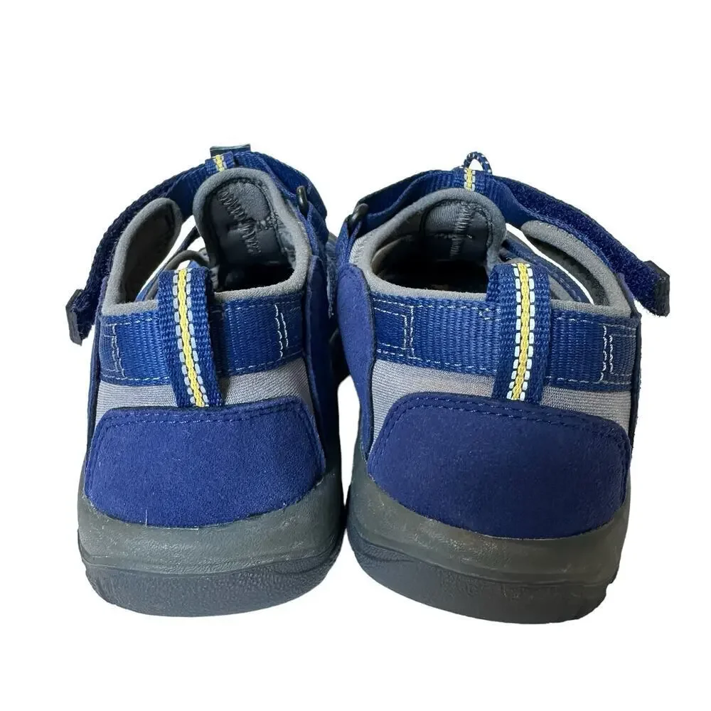 Keen loop webbing superior