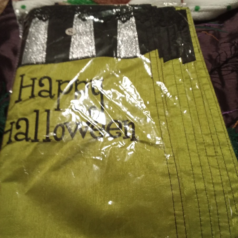 Set Of 6 Halloween Witch Legs  Placements- Green and Black
