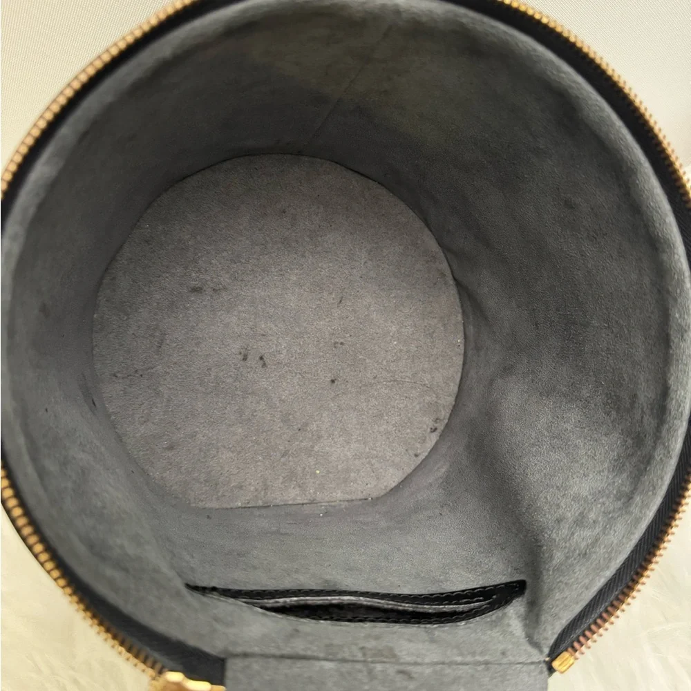 Louis Vuitton timeless louis