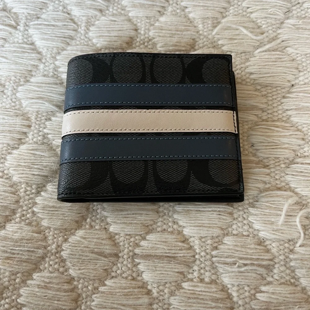 Coach nwot additional