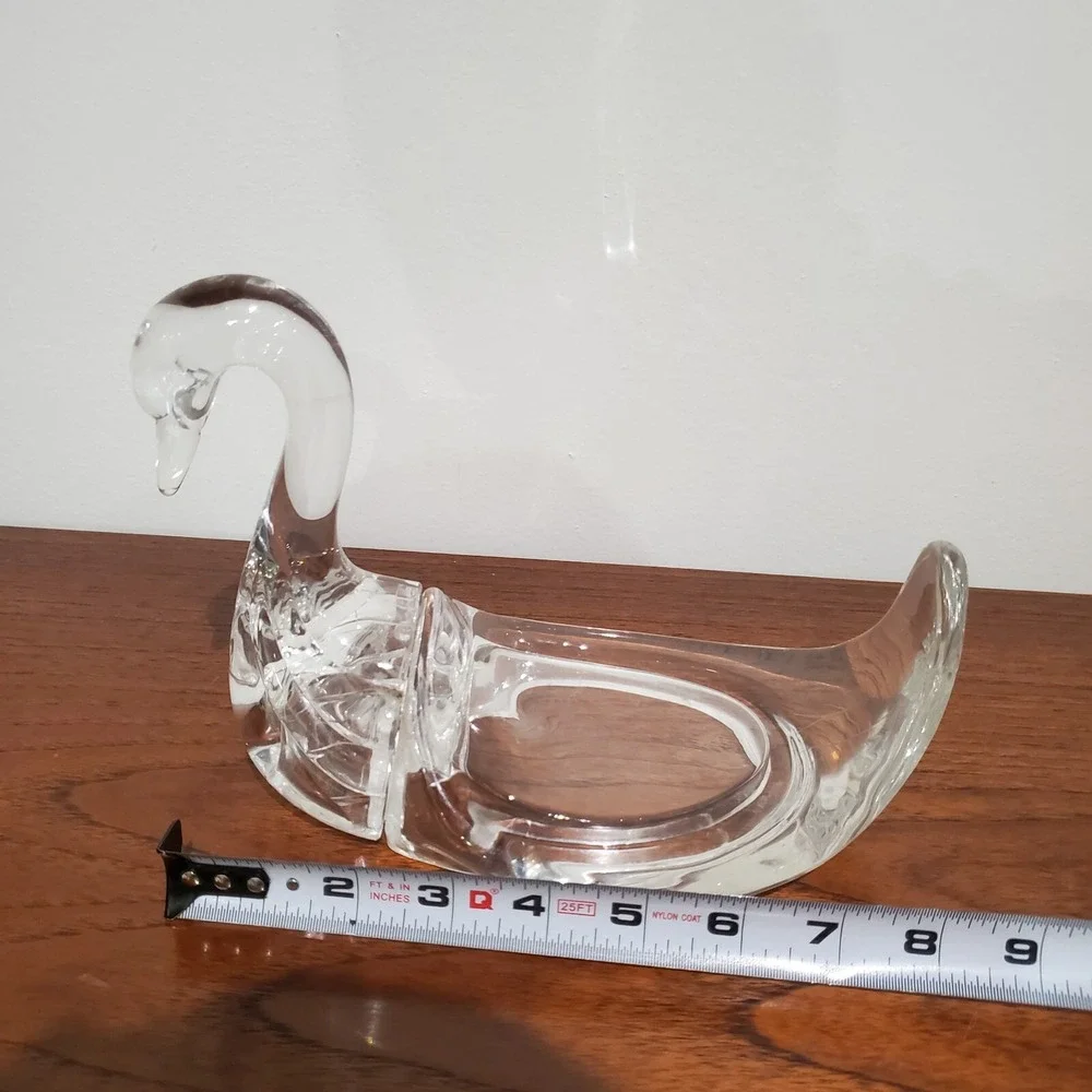 Lucite Acrylic Swan Towel Holder Clear Mid-Century Modern Bath Kitchen Vintage
