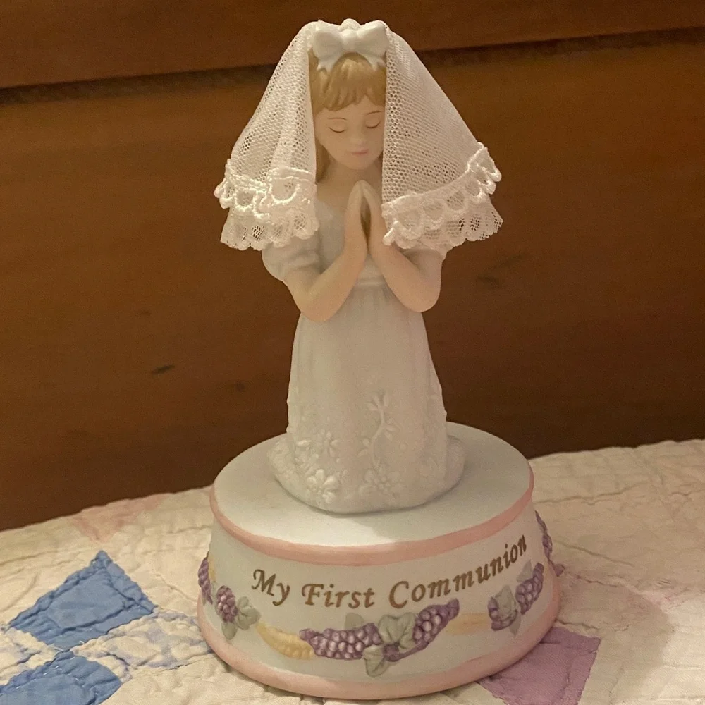 First Communion Prayer Figurine