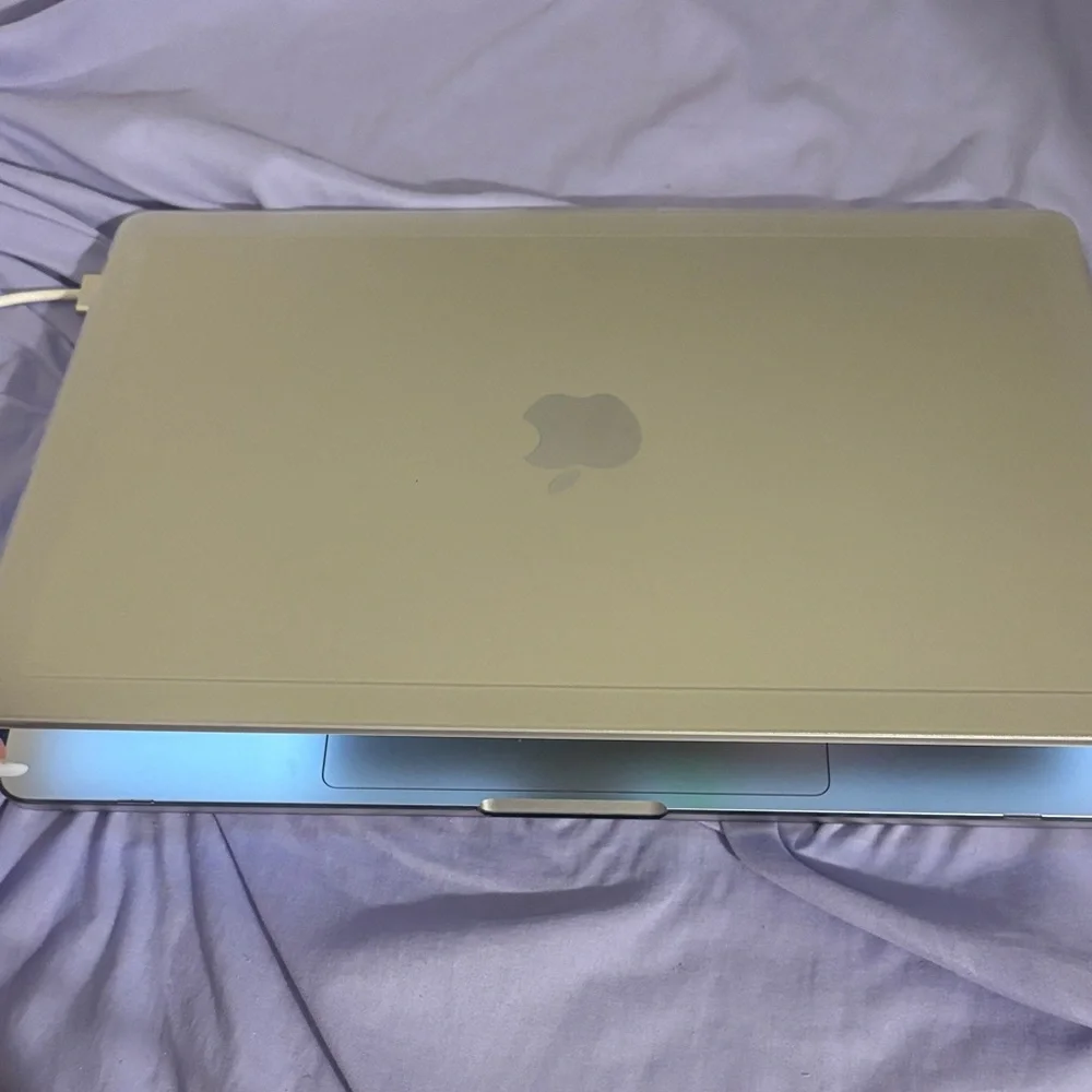 Silver and Black Laptop mackbook air 15 just open box never use