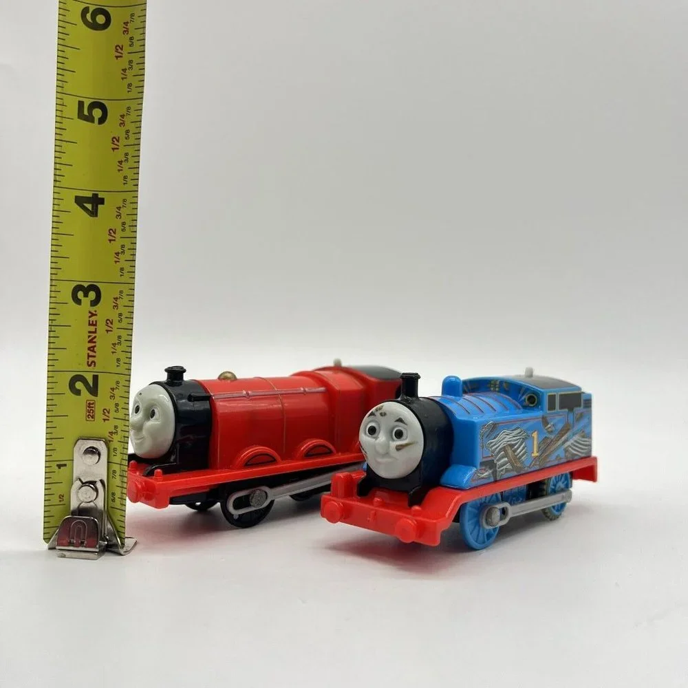 Thomas‎ Demolition at the Docks & James Gullane Motorized Engine Untested Toy