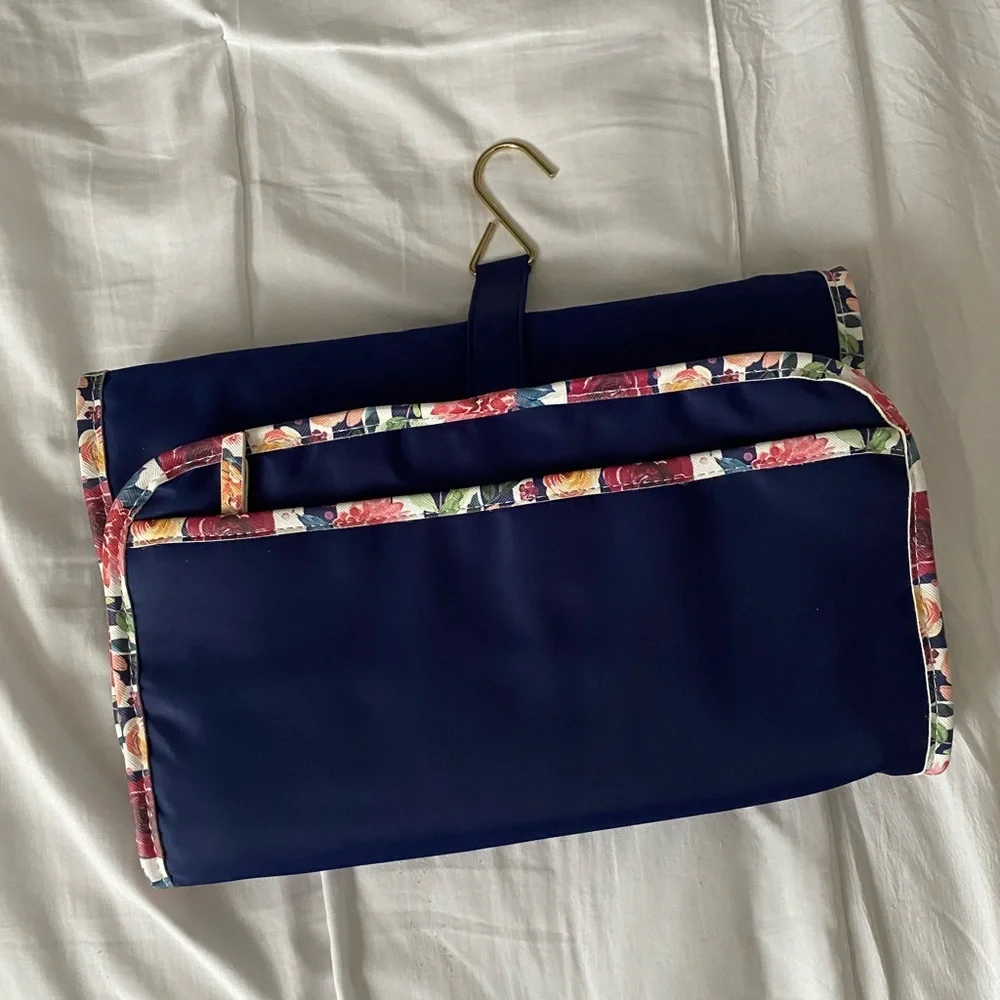 Hanging Storage | Hanging Toiletry Bag | Wall Organizer | Toiletry Travel Bag