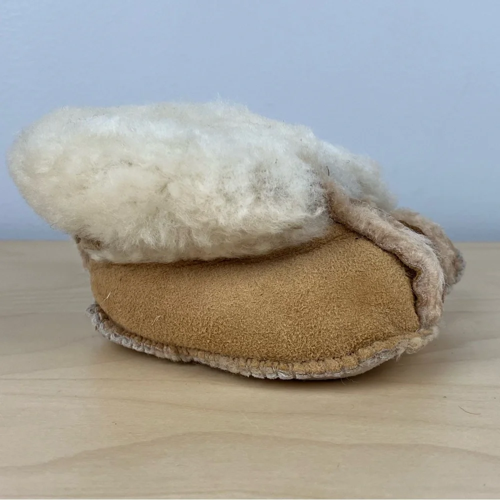 Vintage Baby Size 2-3 Brown Suede Shearling Lined Slipper Booties Unbranded
