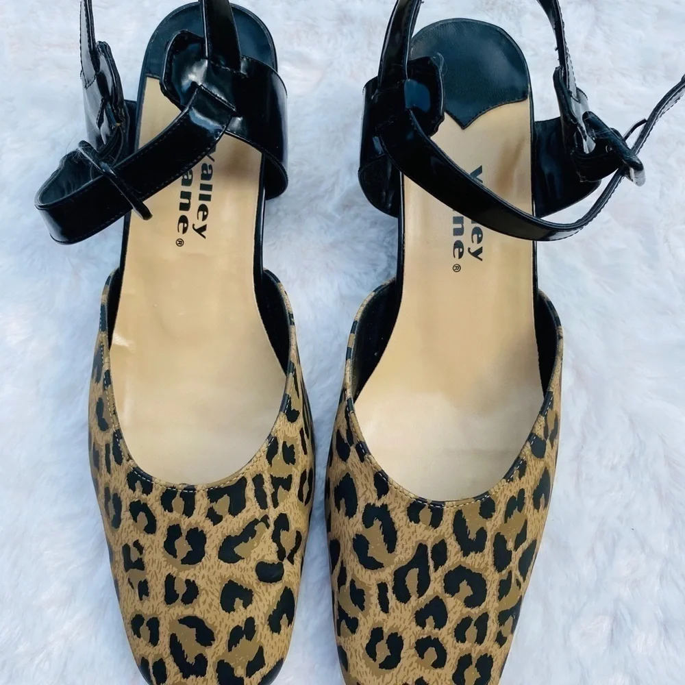 Valley Lane leopard sling