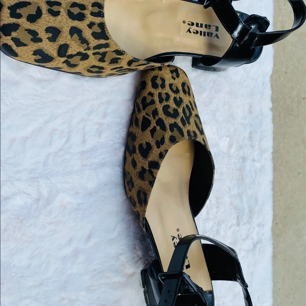 Valley Lane leopard sling