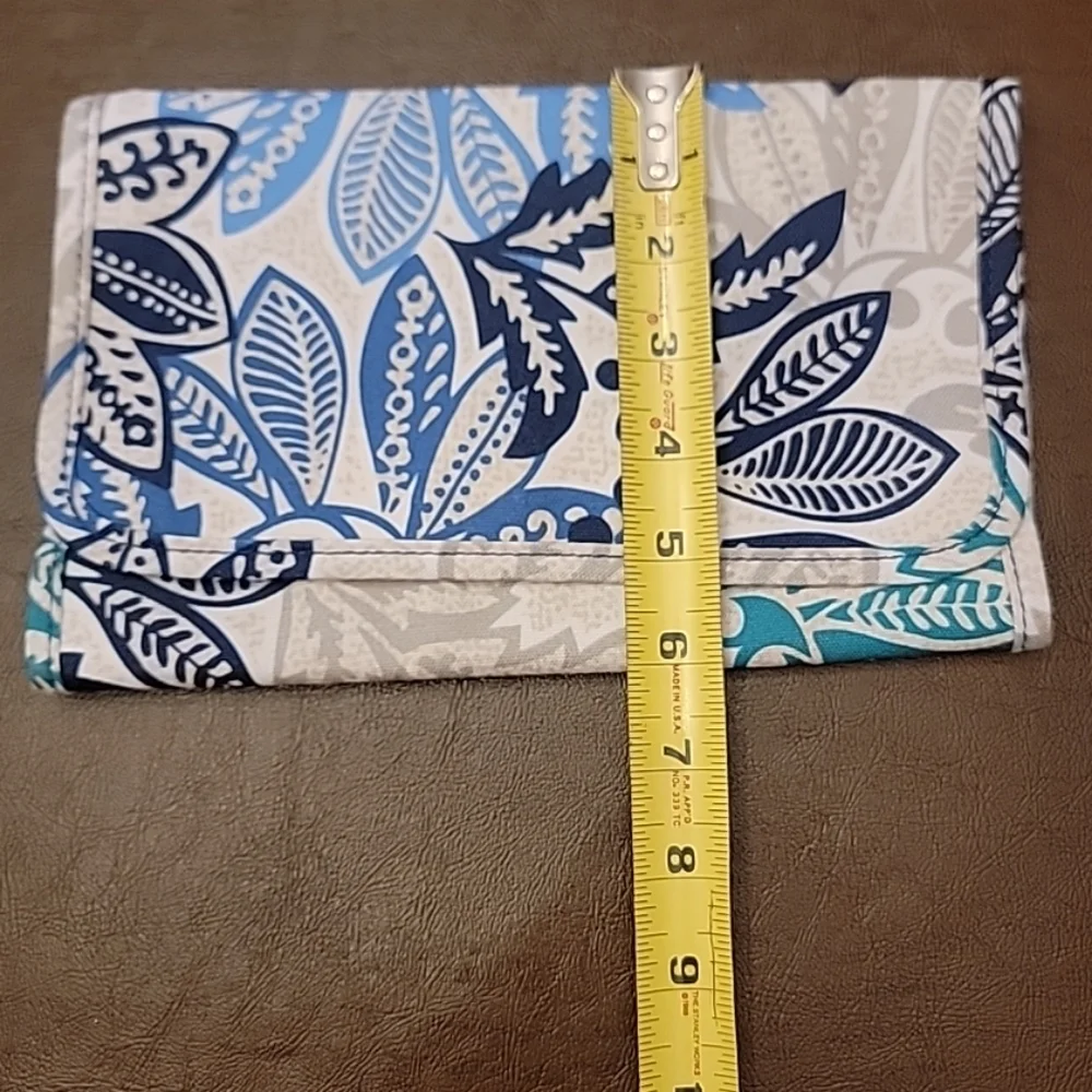 Vera Bradley - Makeup Brush Organizer Travel Case - VBF18 - Santiago Print