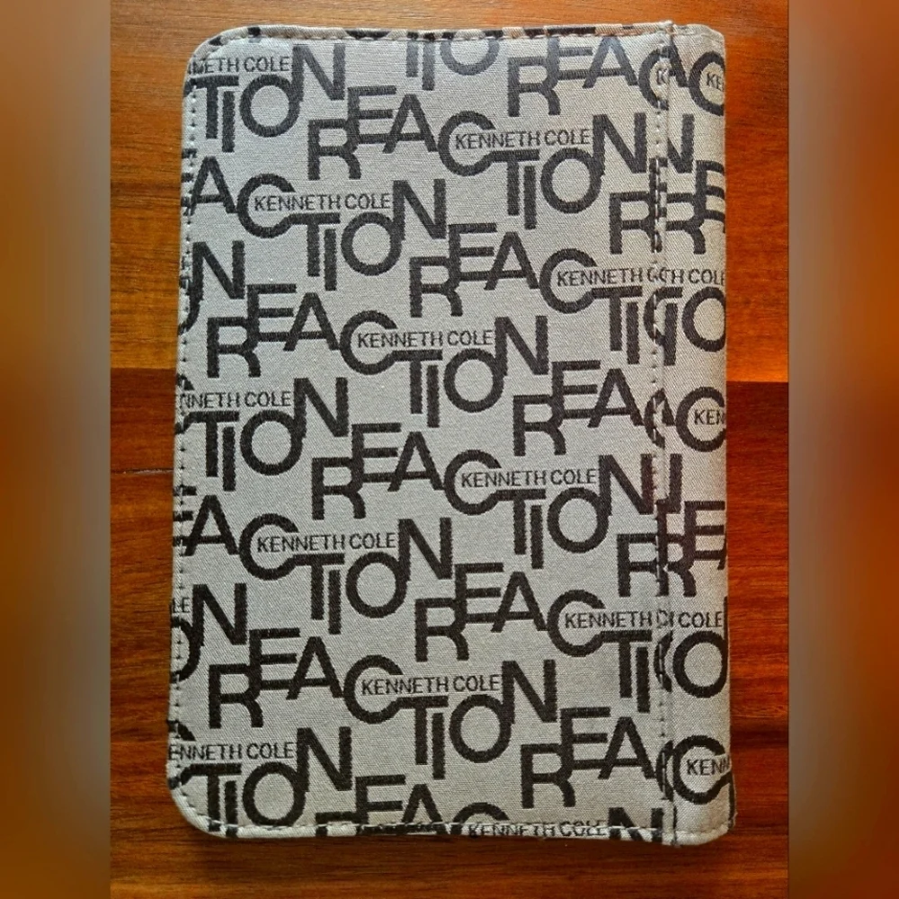 Kenneth Cole Reaction nwot kenneth