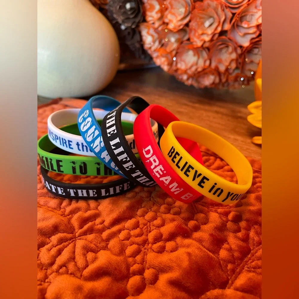 Inspirational Kids Wristband Set - Multicolor (8 bracelets included)