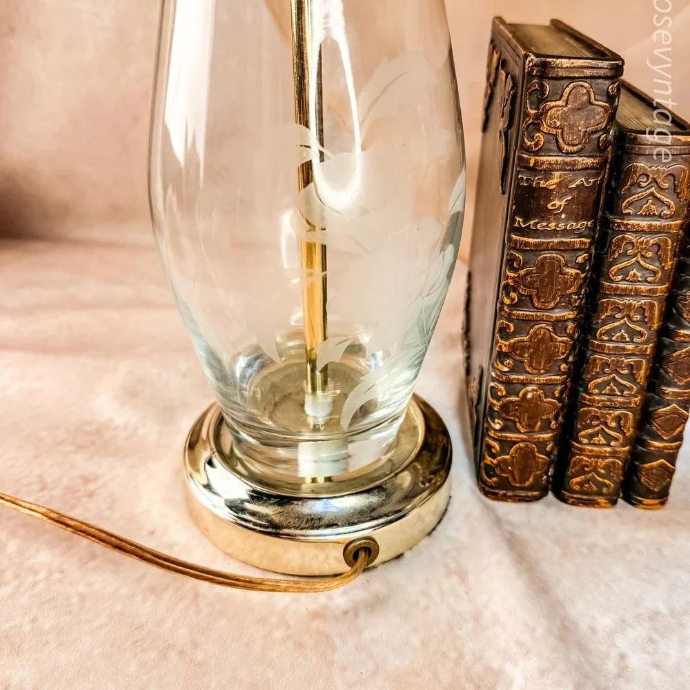 N/A vintage lamp