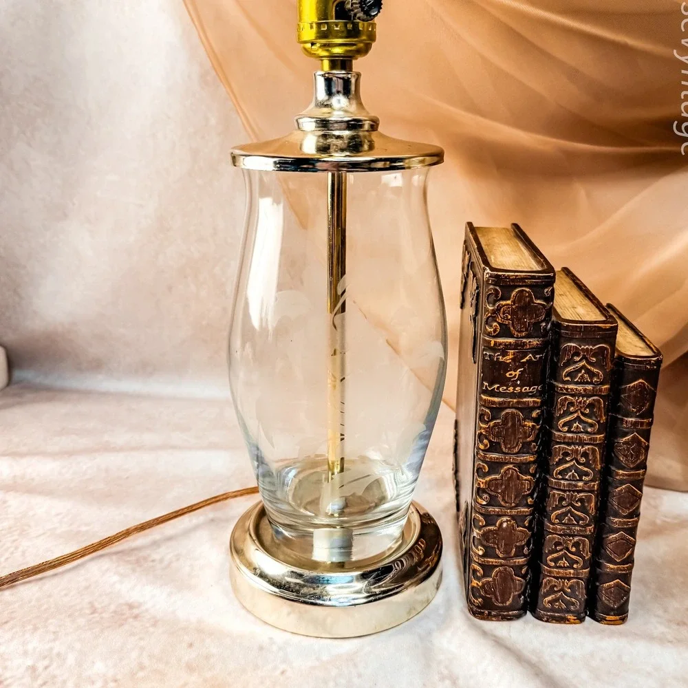 N/A vintage lamp