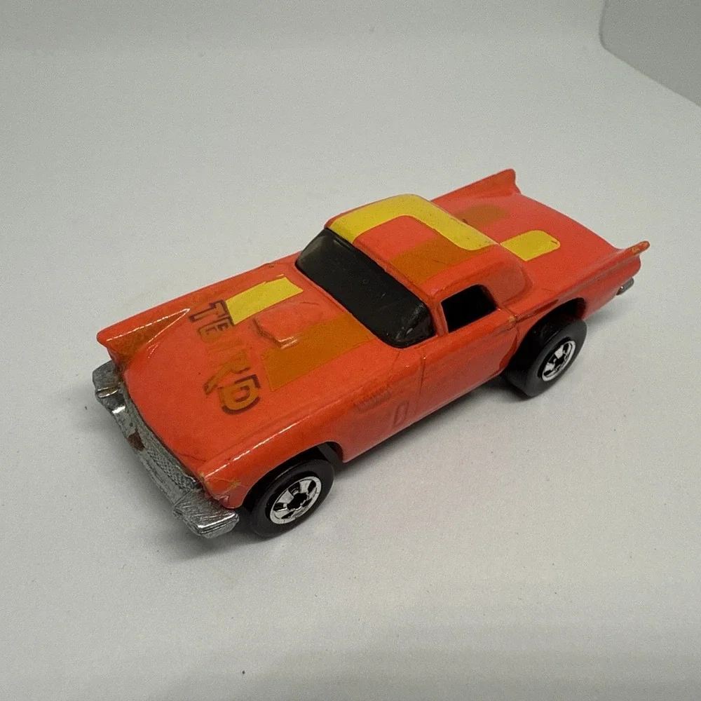 1977 Hot Wheels Pink Tbird Malaysia