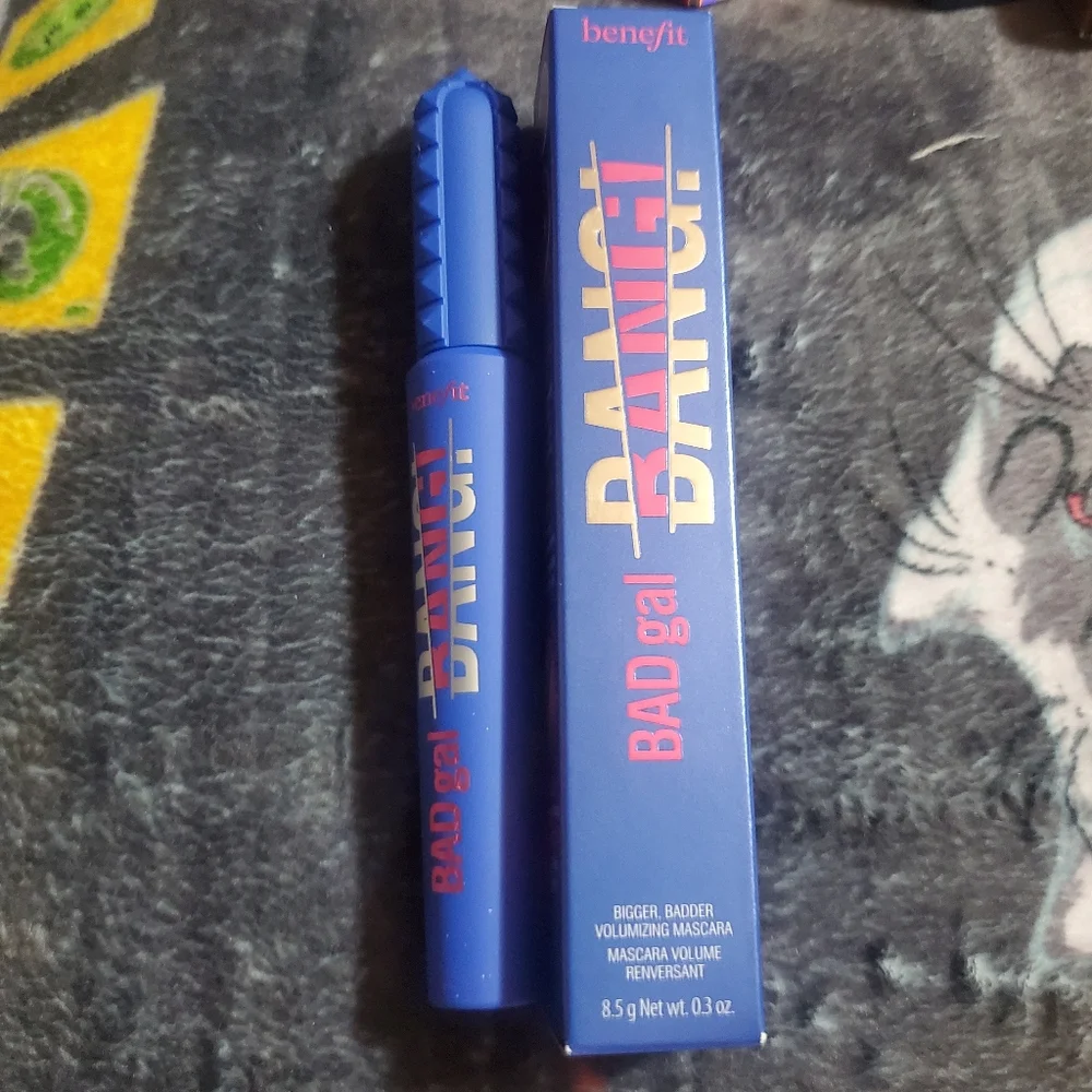 benefit badgal