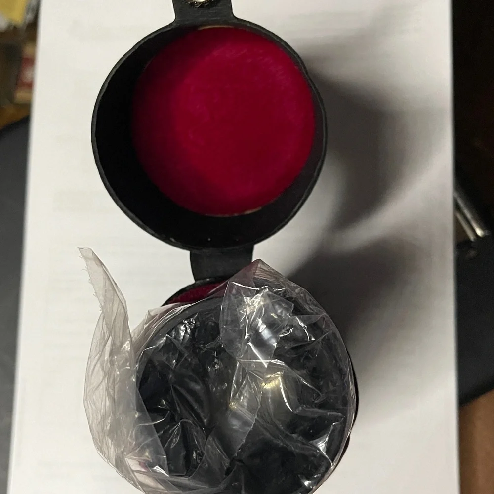 N/A vintage red