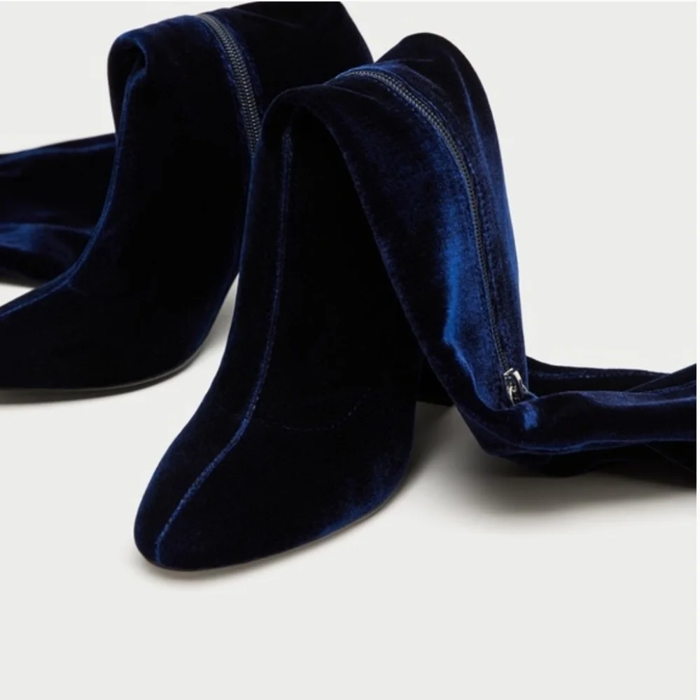 Zara elegant over
