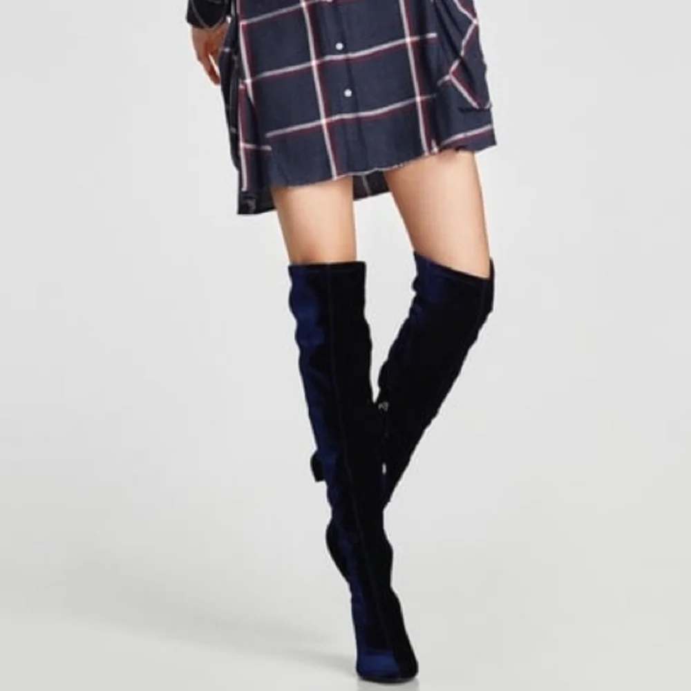 Zara elegant over