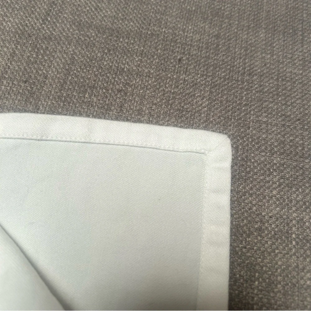 SUR LA TABLE 10-pcs Classic White Cotton ‘TOSS’ Cocktail Napkins #1001255