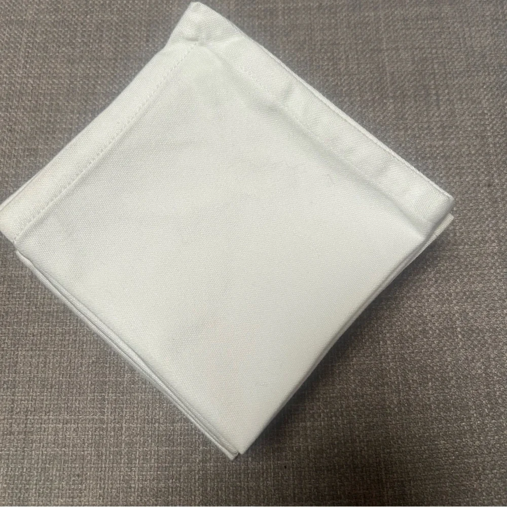 SUR LA TABLE 10-pcs Classic White Cotton ‘TOSS’ Cocktail Napkins #1001255