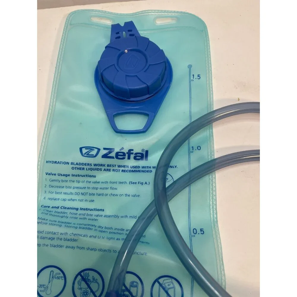 Zefal hiking hydration backpack 17