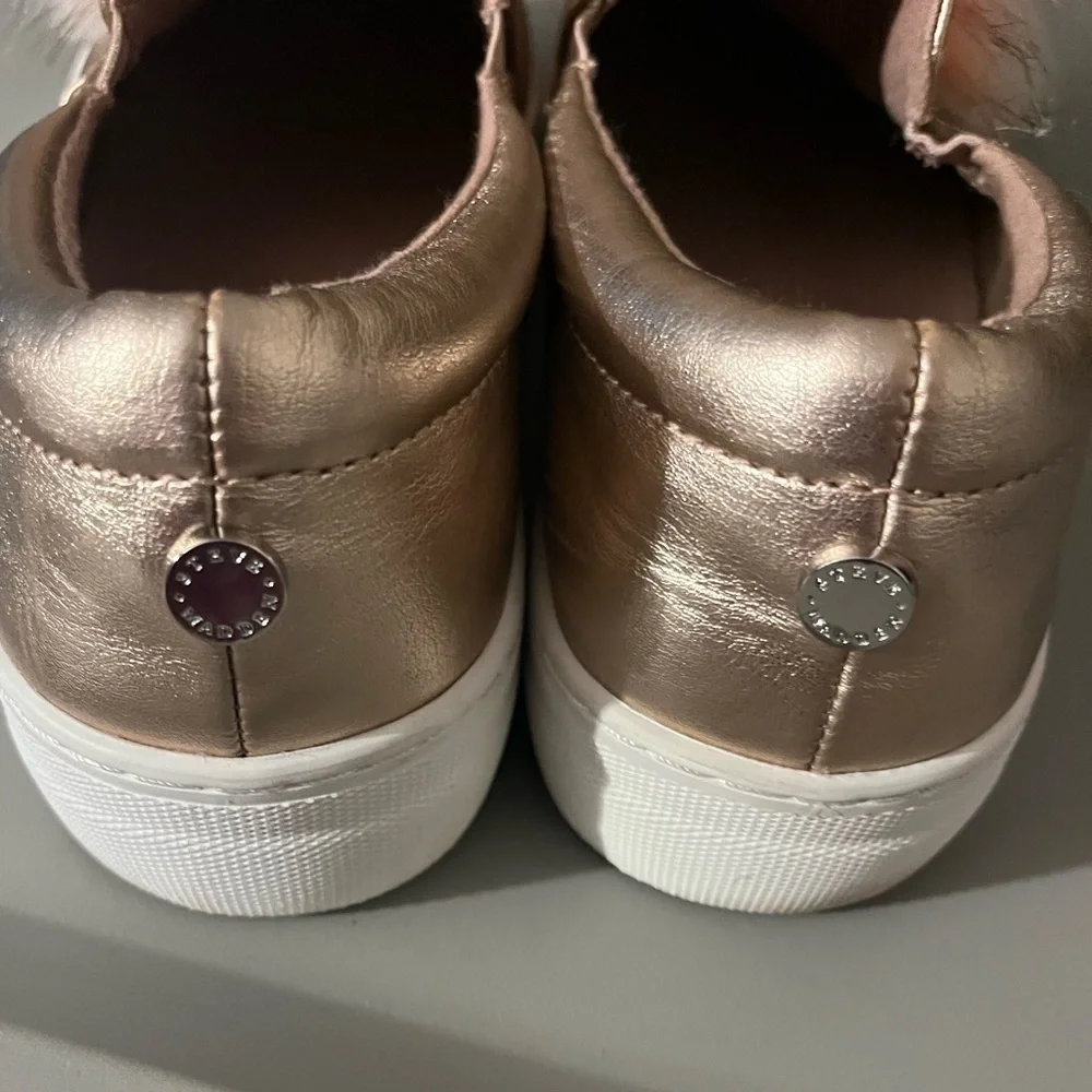 Steve Madden Women's Metallic Rose Gold Platform Pompom Slip On Shoes Pink 8