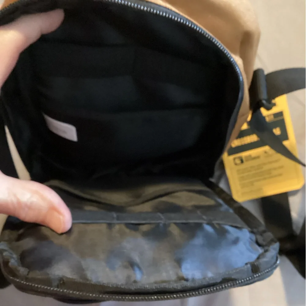 Carhartt two color slip