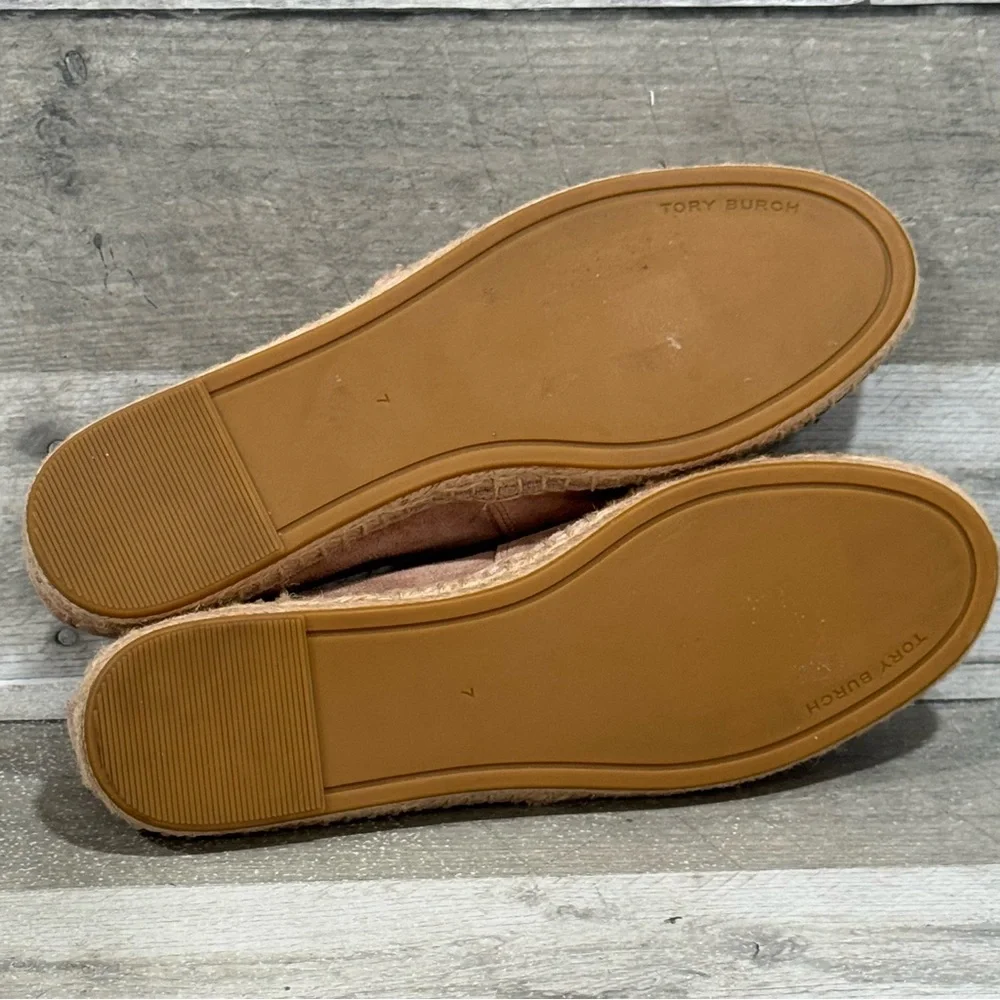 TORY BURCH PEARL LOGO SUEDE FLAT ESPADRILLES CAP TOE IN MEADOW SWEET - SZ - 7