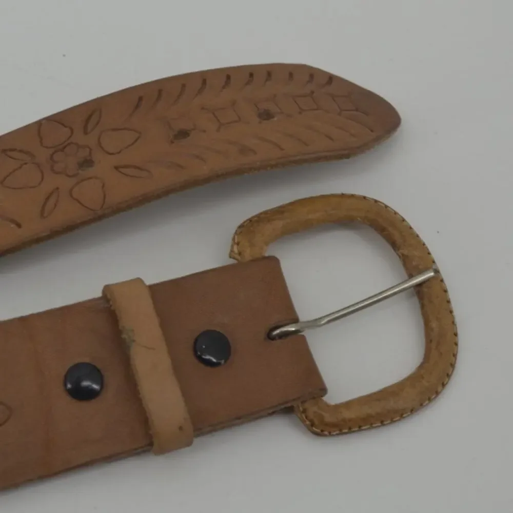 Unbranded western leather