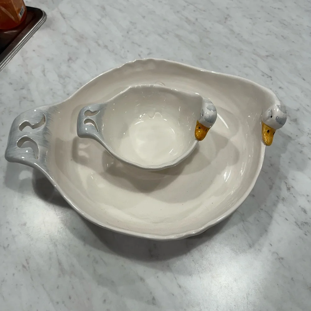 Gorgeous vintage goose dishes-made in Italy super rare!!!! Perfect condition!!