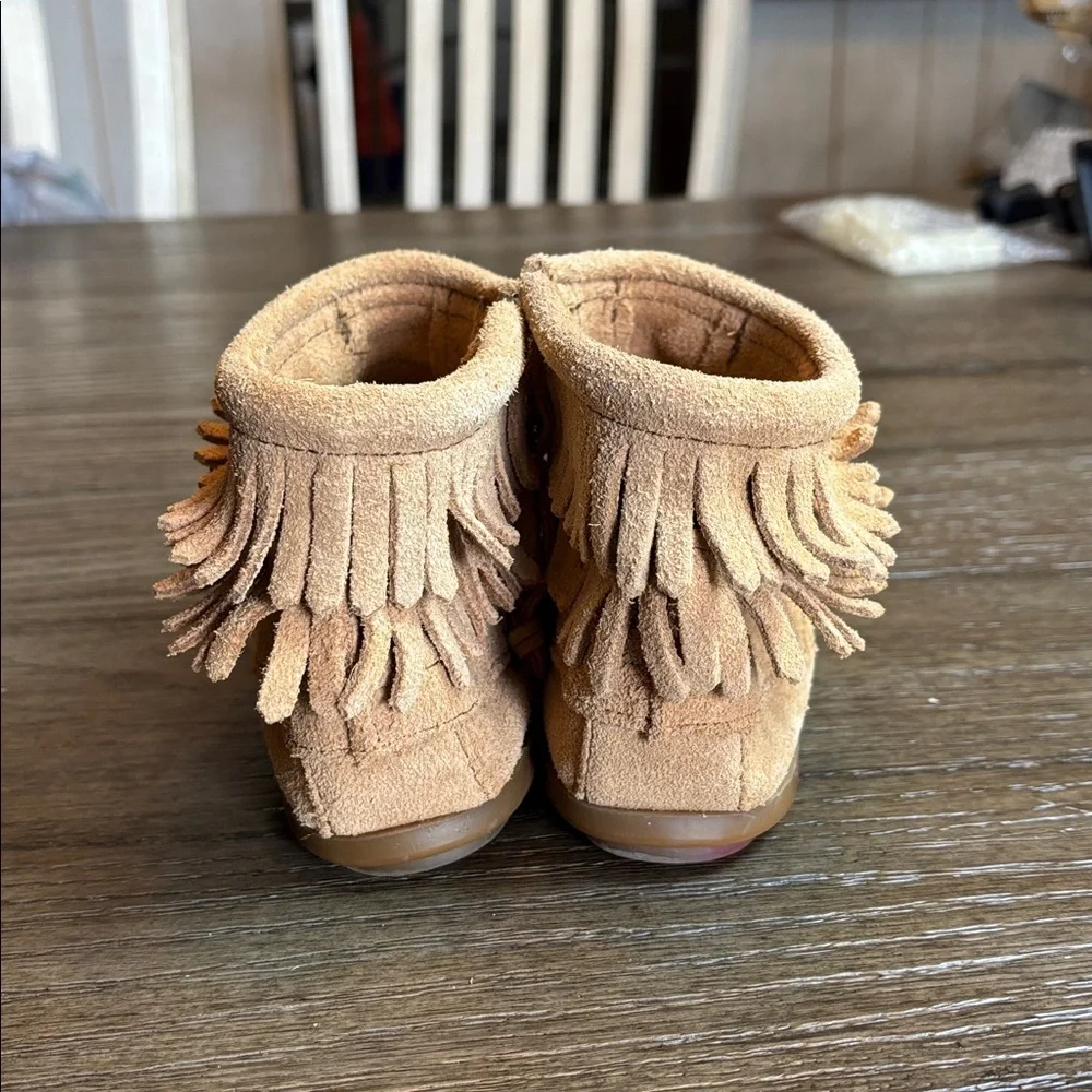 Minnetonka classic suede