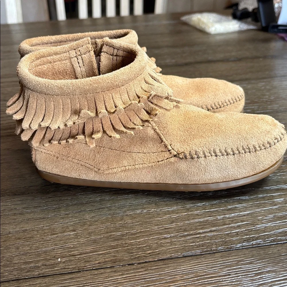 Minnetonka classic suede