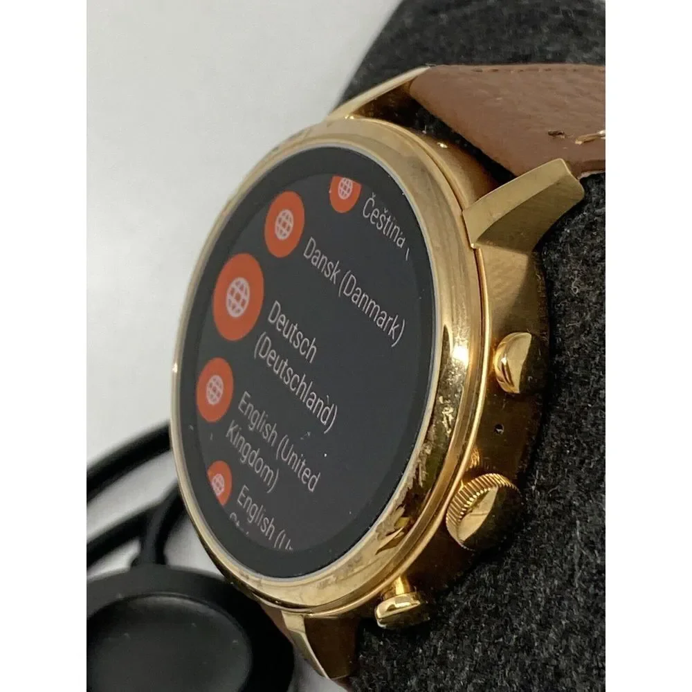 Fossil watches text