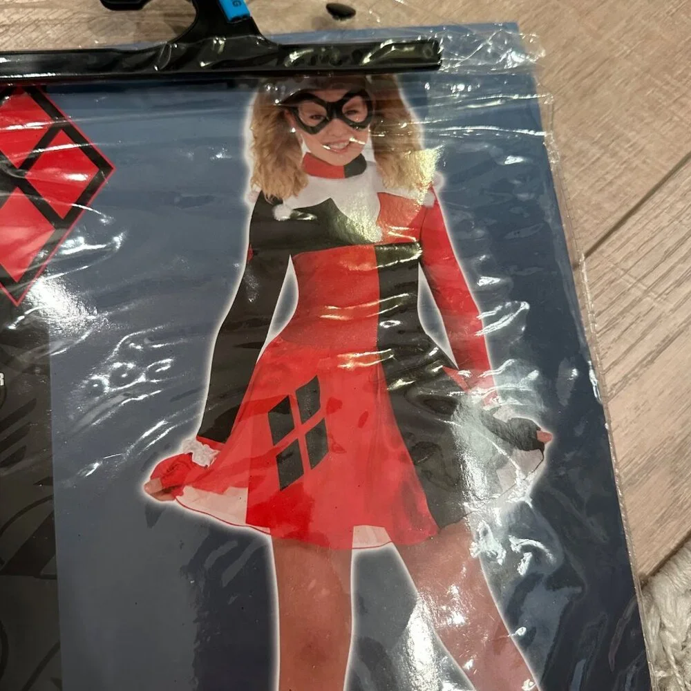 COSTUME product large