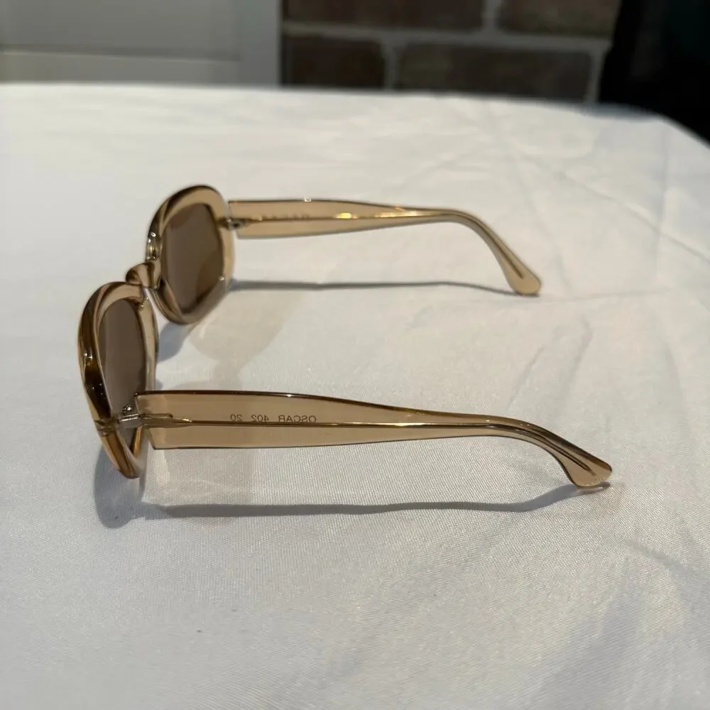 Oscar by Oscar de la Renta Sunglasses Mod 40 20 cream