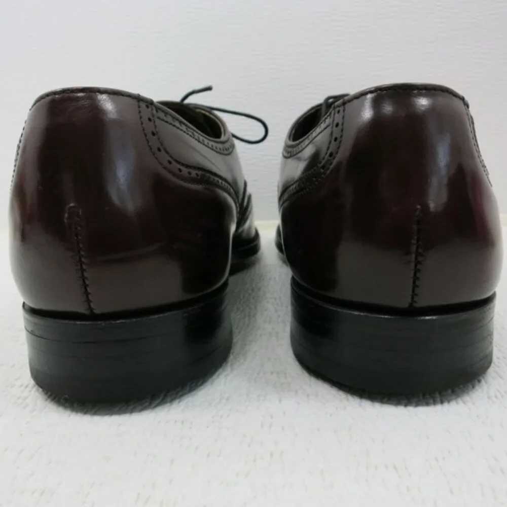 Bostonian wingtip brogue