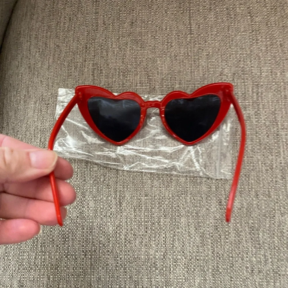 Kids New Red Heart-Shaped Sunglasses