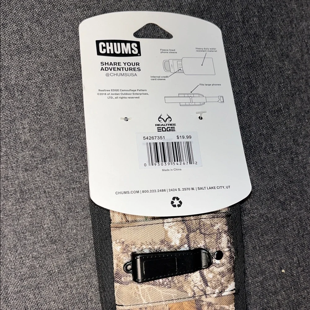 Chums Holster +