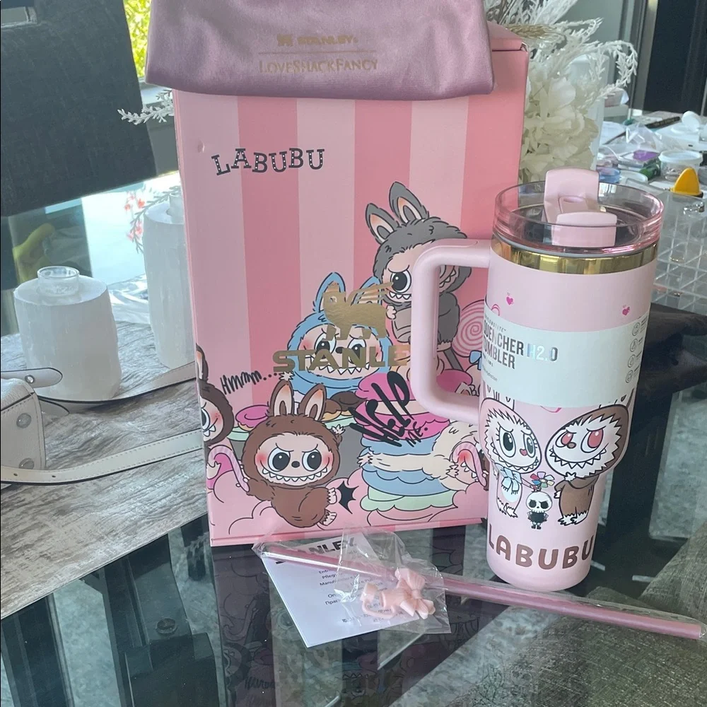 LABUBU Pink Party Favor Set