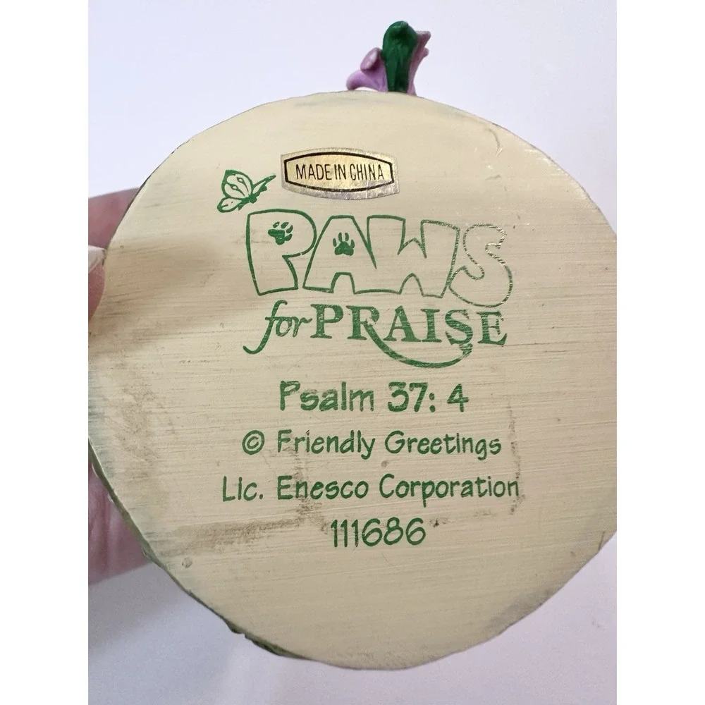 Enesco paws praise