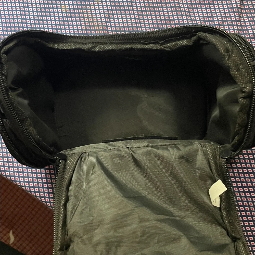 ultimaxx black camera